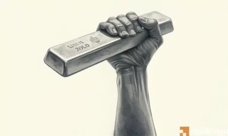 Silver Skyrockets, Inflation Threatens: Is Bitcoin Preparing for a Sudden Drop?