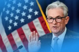 Federal Reserve Rate Hold Chances Increase: BTC, ETH, XRP Decline