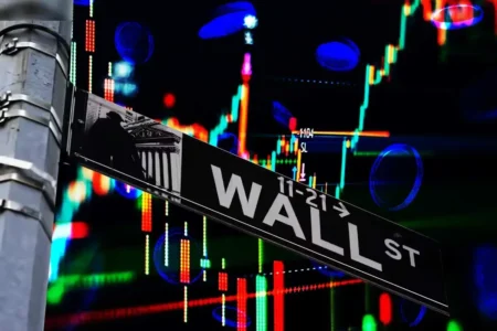 COIN Stock Price Prediction: Wall Street Analysts Anticipate a 62% Increase