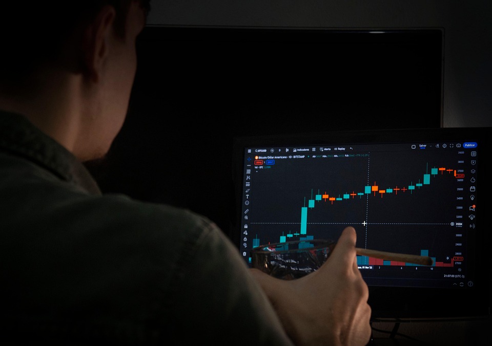 Strive Upsizes Stock Offering to $700M for More Bitcoin